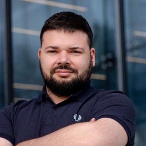 Кирилл Мангутов